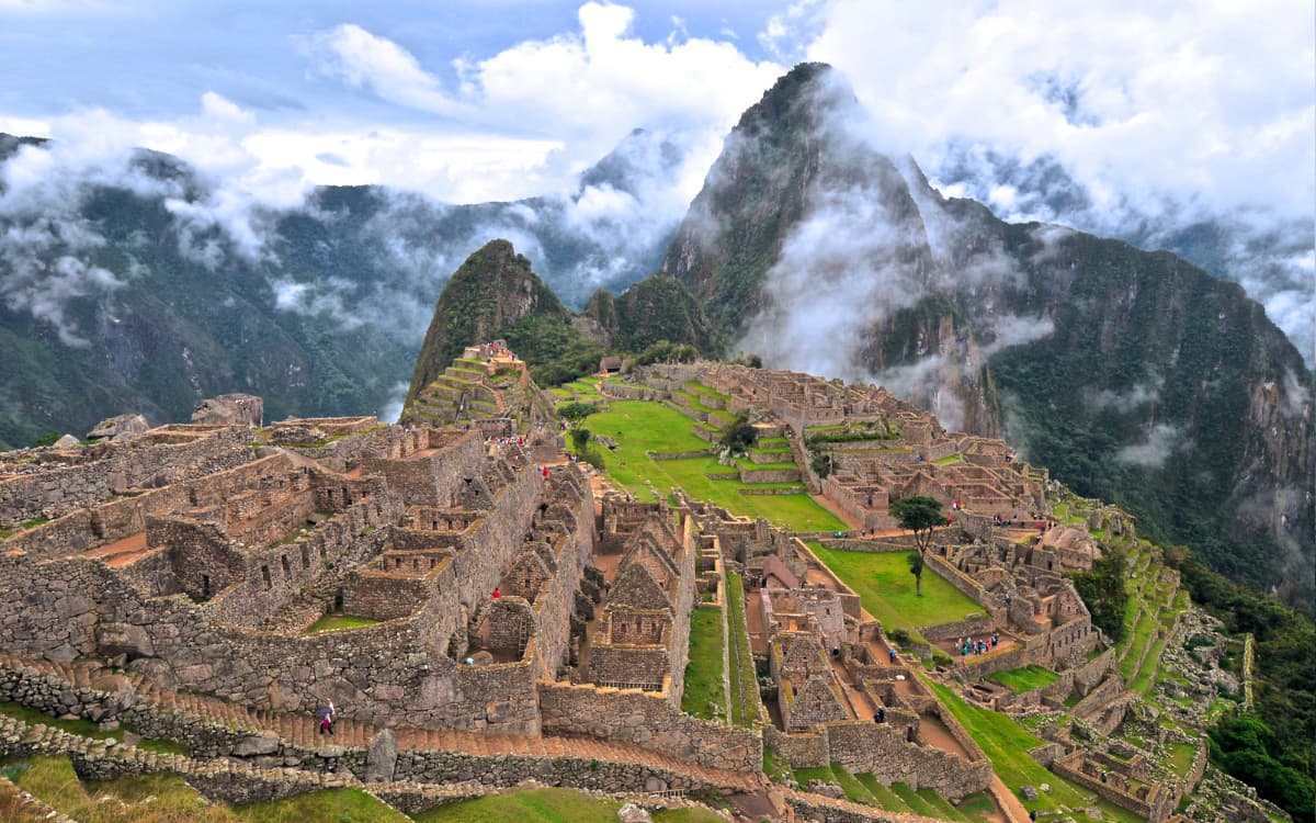 Tour Ollantaytambo Machu Picchu 2 Días
