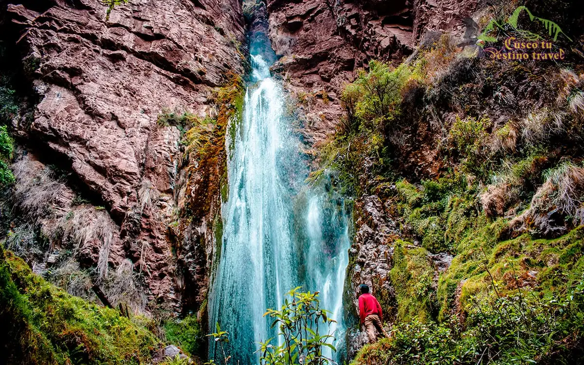 Tour Catarata de Perolniyoc Cusco 2025