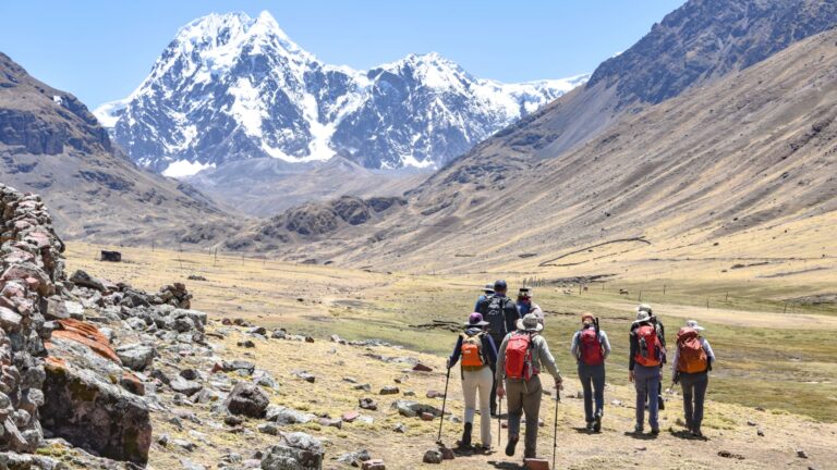 Turismo Responsable en Cusco: Cómo tu Viaje Transforma Comunidades Locales
